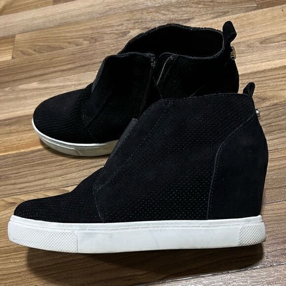 Steve Madden Women’s Size 8 Flavy Hidden Wedge Ankle‎ Bootie Black Suede - Picture 8 of 12